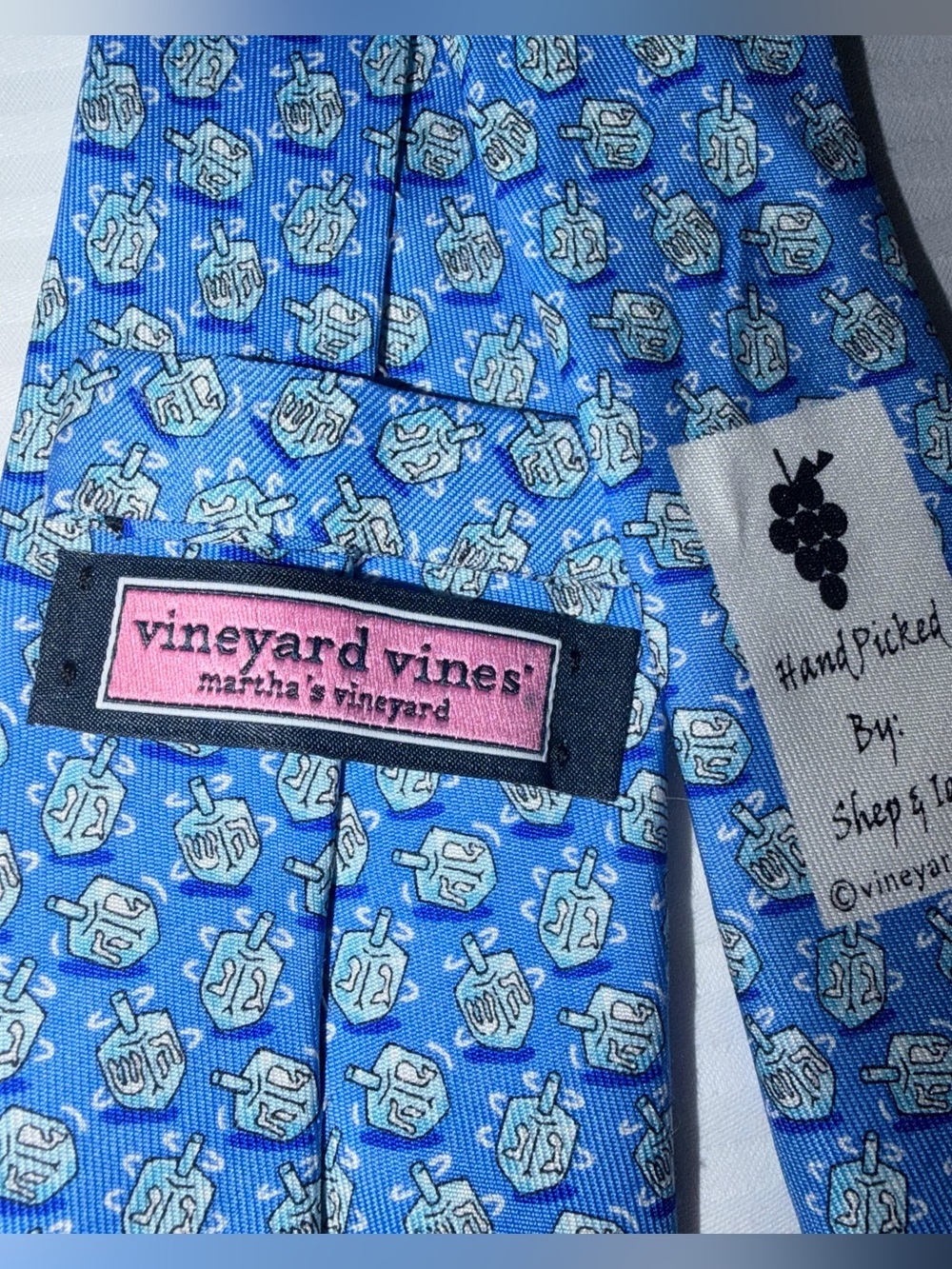 Vineyard Vines Martha’s Vineyard Dreidel Hanukkah Silk Tie NWT